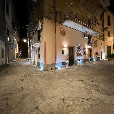 A Casa Di Alessandro Appartment'S Tropea Exterior foto