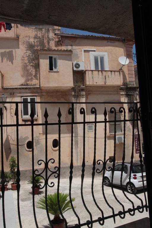 A Casa Di Alessandro Appartment'S Tropea Exterior foto