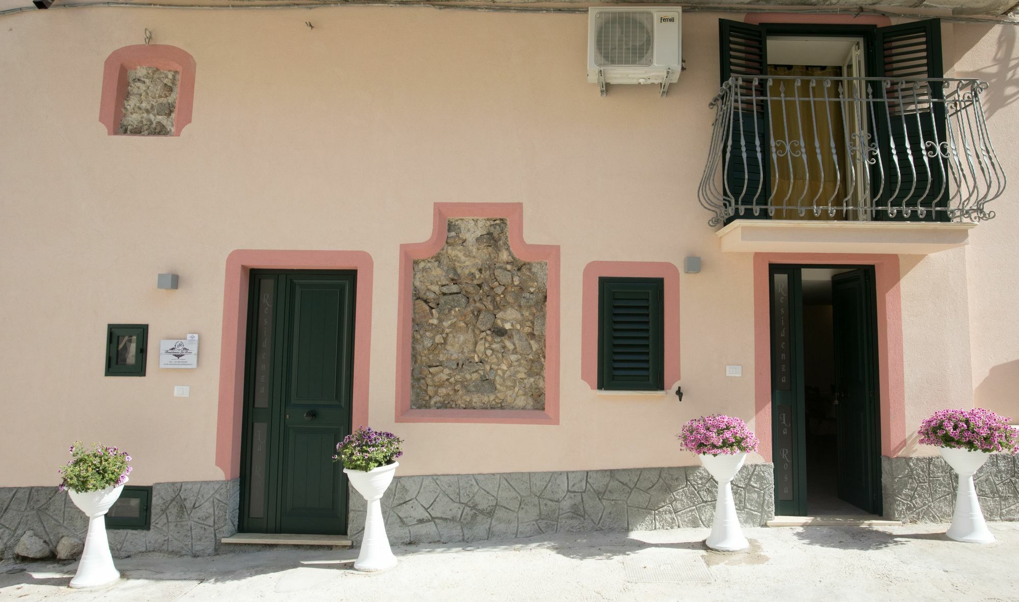 A Casa Di Alessandro Appartment'S Tropea Exterior foto