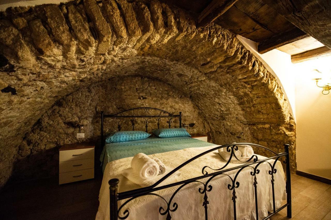 A Casa Di Alessandro Appartment'S Tropea Exterior foto
